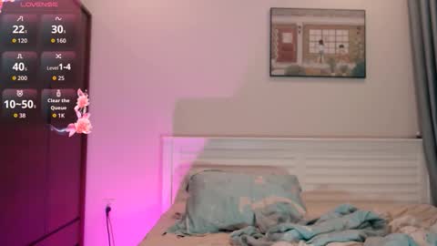 Sophie  Lilith online show from October 8, 11:49 am