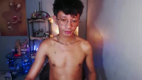 Snapshot of cutie_mico chatting on September 23, 7:09 pm cutie_mico online show from September 23, 7:09 pm