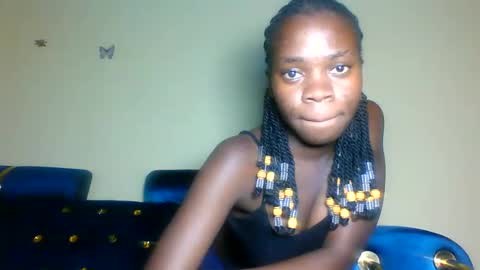 cutieplush online show from April 17, 10:12 pm