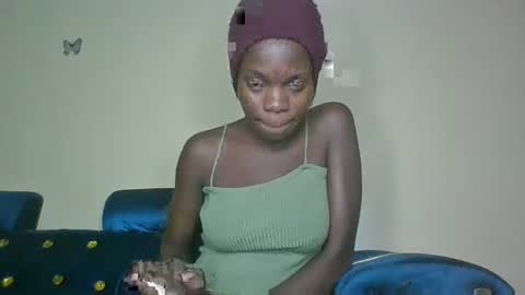 cutieplush online show from March 29, 3:46 pm