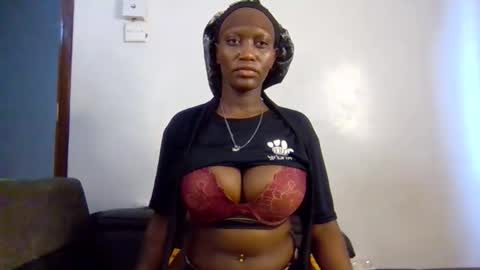 CUTIE online show from March 23, 9:03 am