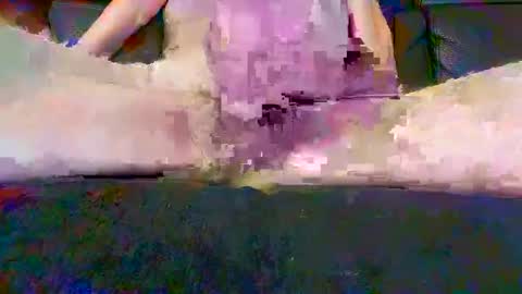 cwaddle online show from January 2, 3:40 pm