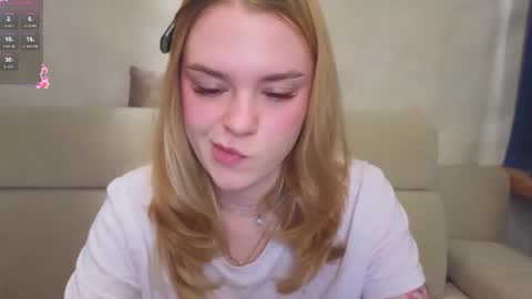 EMILY online show from December 18, 4:13 pm