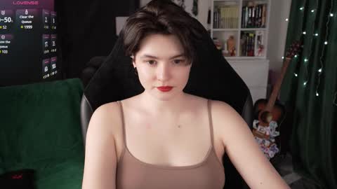 Helen Blossom online show from February 21, 8:49 pm