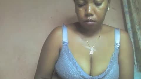 Cynthia9794 online show from April 15, 9:48 pm