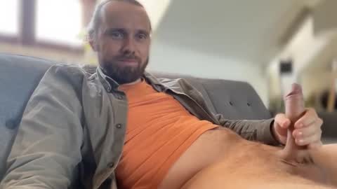 Snapshot of d0n_gi0vanni chatting on March 3, 11:22 am d0n_gi0vanni online show from March 3, 11:22 am