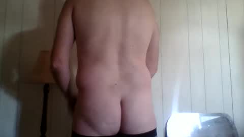 Snapshot of d1d_u_m1ss_1t chatting on February 22, 4:09 pm d1d_u_m1ss_1t online show from February 22, 4:09 pm