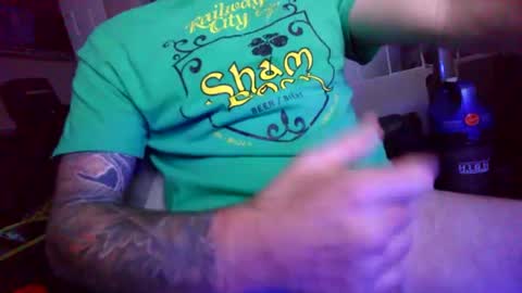 DaddyCanUseYou online show from January 10, 10:25 pm