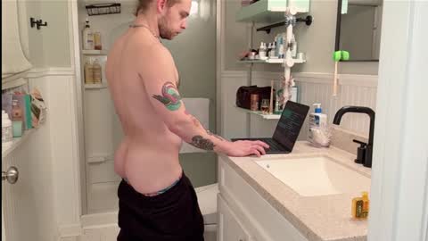 DaddydayDrinkz online show from February 2, 6:36 am