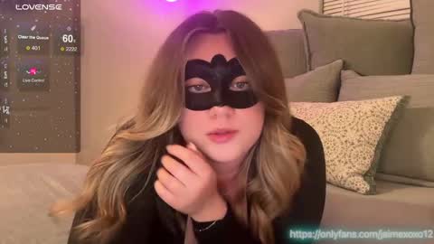 Snapshot of daddyslittlegirl12 chatting on February 9, 3:32 am Jaime online show from February 9, 3:32 am