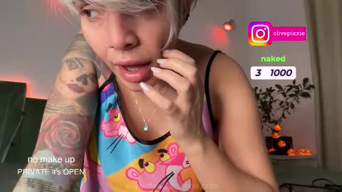 daddyspixxie online show from November 6, 9:56 am