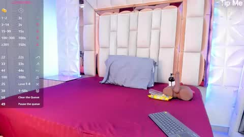 Dafnee online show from November 26, 12:02 pm