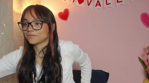 dafnemel online show from February 16, 8:40 pm