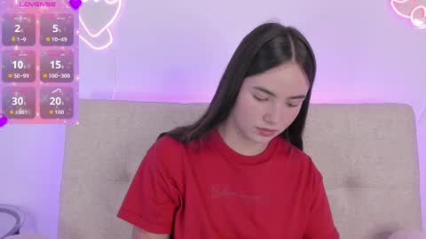 Dafne  online show from April 8, 3:37 pm