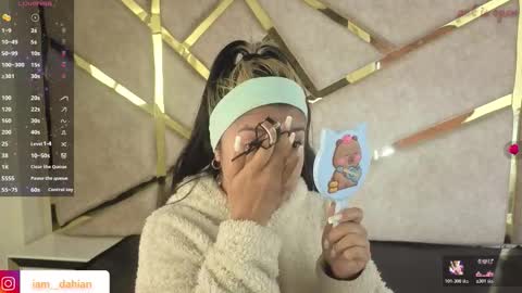 Dahiana  online show from March 19, 1:05 pm