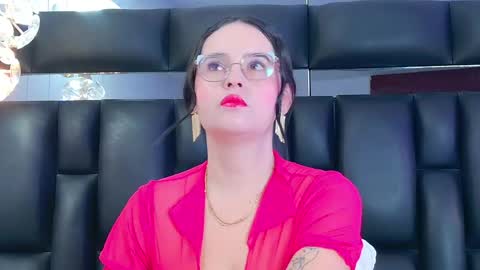 Dahiana online show from April 23, 11:40 am