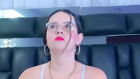 Dahiana online show from April 21, 11:39 am