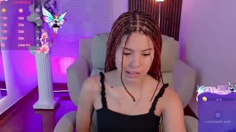 dahlia_grey online show from July 28, 11:39 am