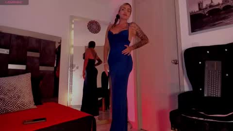  D A I L A  online show from February 6, 7:49 pm