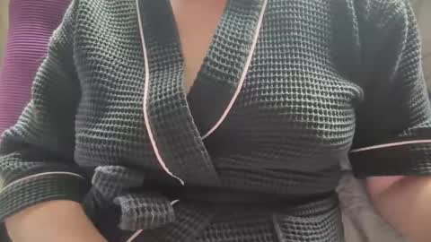 Mx Mommy Moo online show from June 10, 4:06 pm