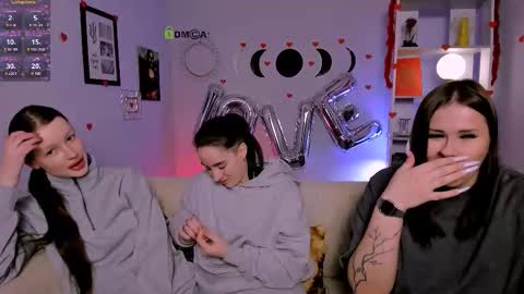 daisy online show from February 10, 8:45 pm