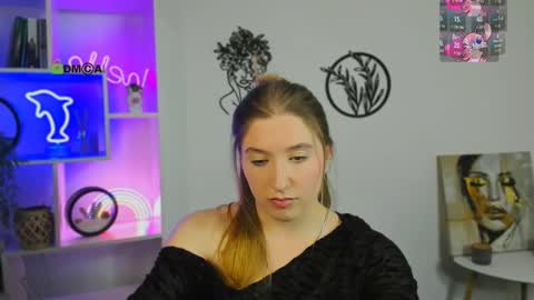 Little Di online show from March 12, 12:36 am