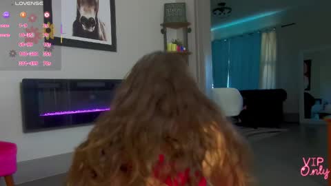 Daisy online show from March 28, 2:51 pm