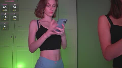 Daisy   Fansly - Daisyymint  online show from October 7, 4:25 pm