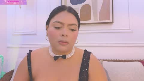 Daisy Price online show from April 22, 10:11 am