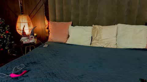 daisydelight_ online show from January 12, 12:06 am