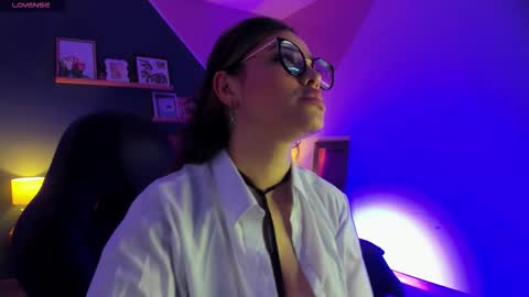 Dakhota online show from March 30, 2:06 pm