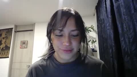 IG  dakotasofiaa online show from January 22, 4:55 am