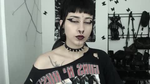 dakota online show from October 1, 3:16 am