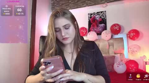 Snapshot of dakotarobbins_ chatting on February 14, 10:04 pm dakotarobbins_ online show from February 14, 10:04 pm