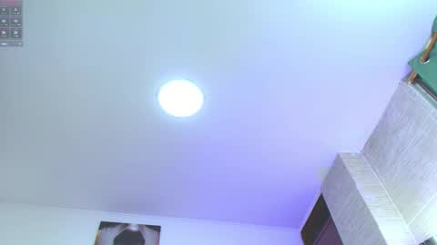 Snapshot of dakotarobbins_ chatting on September 11, 10:44 pm dakotarobbins_ online show from September 11, 10:44 pm