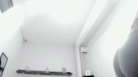  Ren  online show from November 17, 12:35 am