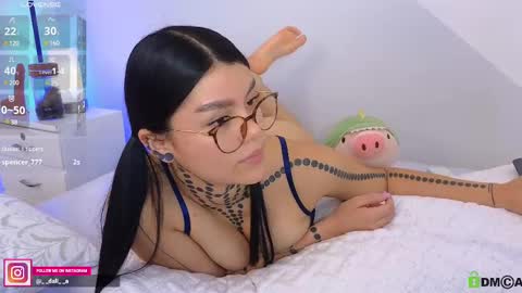 Dalia online show from February 23, 1:02 am