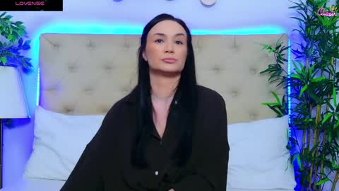 daliyaa_ online show from June 5, 12:10 pm