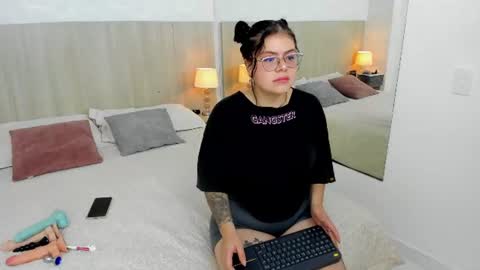 Damaris Ponce online show from June 29, 3:47 am