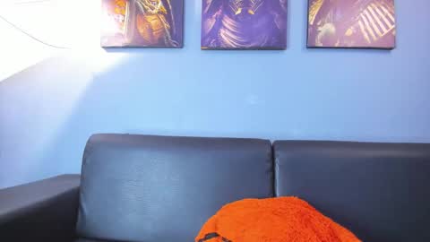 Damian Oliver online show from March 25, 5:47 am