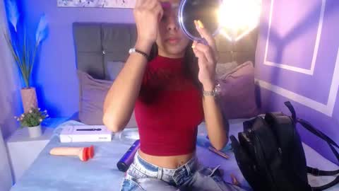 Snapshot of damian_n_lissa chatting on October 3, 7:00 pm damian_n_lissa online show from October 3, 7:00 pm