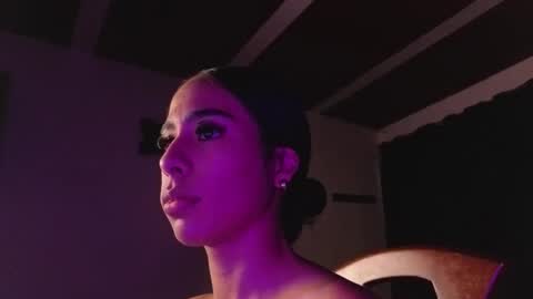 damian_n_lissa online show from April 15, 11:38 pm