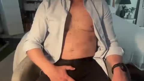 damianduda520568 online show from July 26, 11:52 am