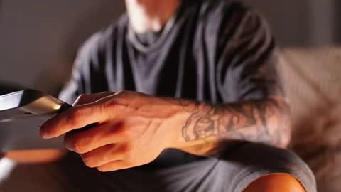 insta damn8   --------  online show from February 7, 12:35 am