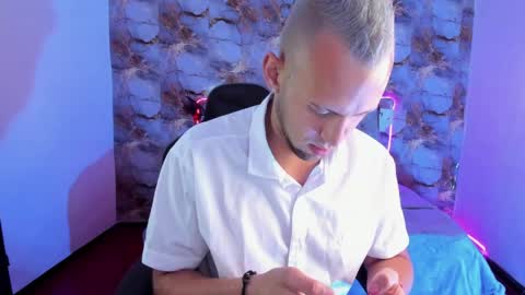 Damon bakert online show from May 23, 7:21 pm