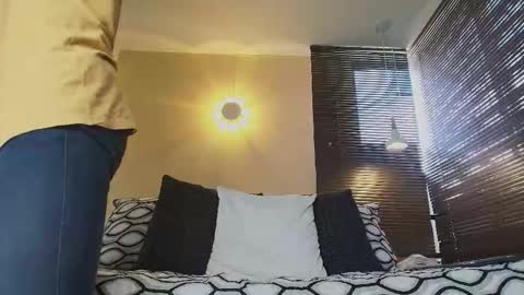 Damon  Salvatore online show from February 23, 8:11 pm