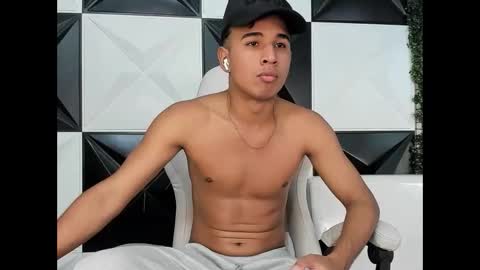 Damon online show from March 7, 3:34 pm