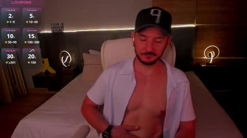 D A M O N online show from December 3, 10:38 am