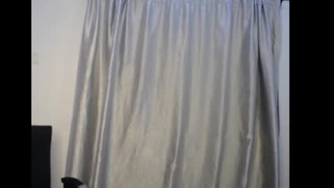 leah online show from March 3, 6:48 pm