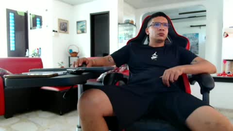 damyan_2003 online show from June 26, 7:08 pm
